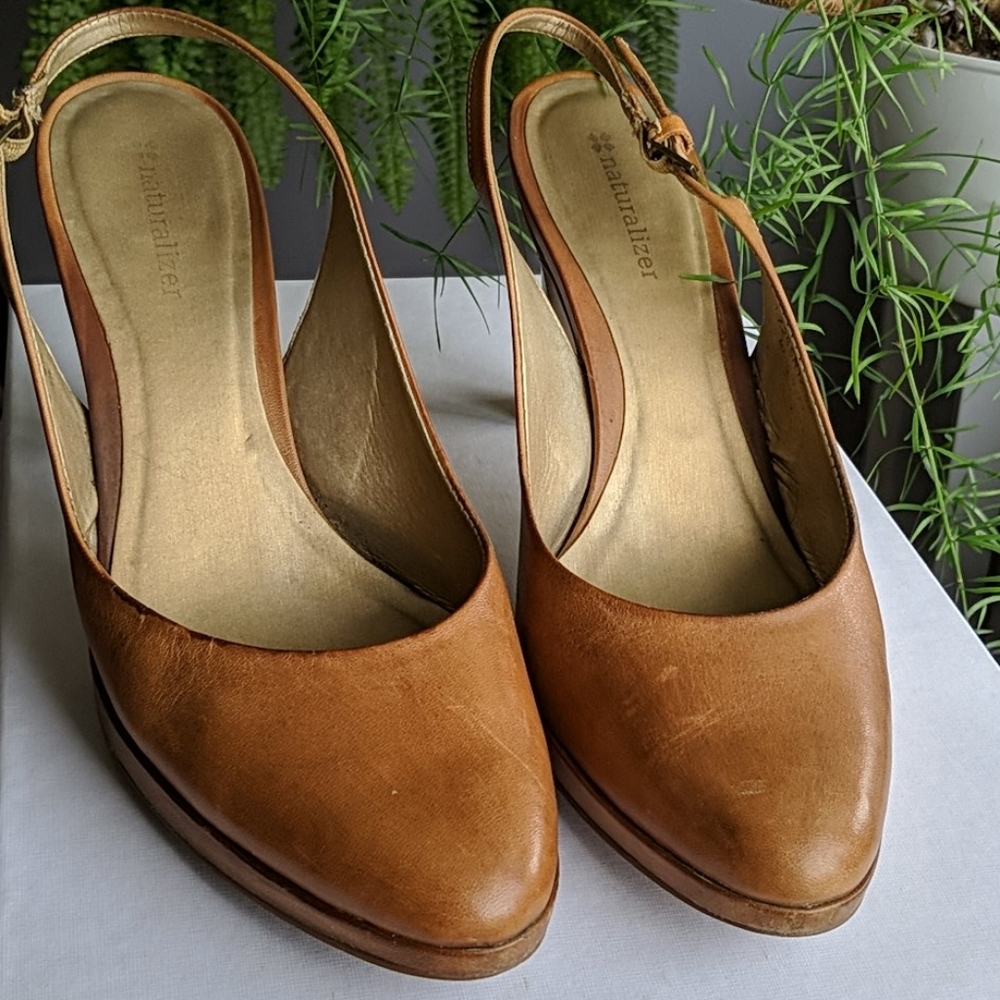Sz 9 Natural Leather Color Sling Backs 4"